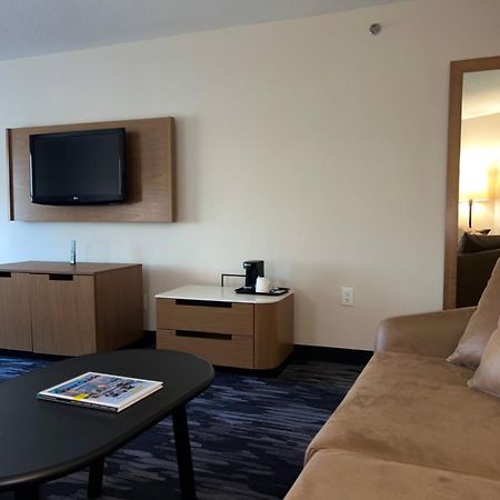 Fairfield Inn & Suites Detroit Farmington Hills Exterior foto